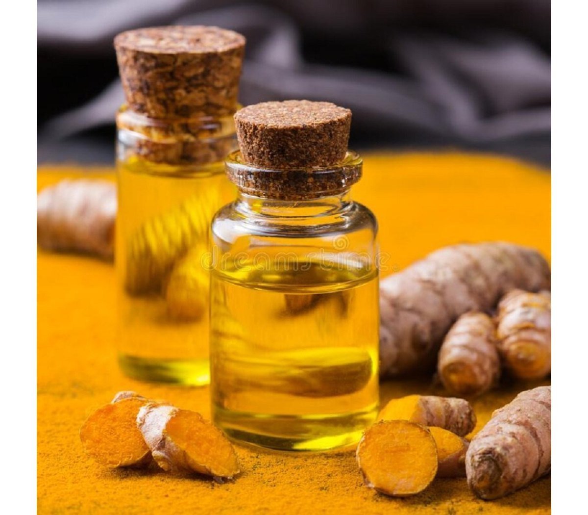Pure Therapeutic‑Grade Turmeric Oil – Indian Wellness & Cosmetic Export Quality